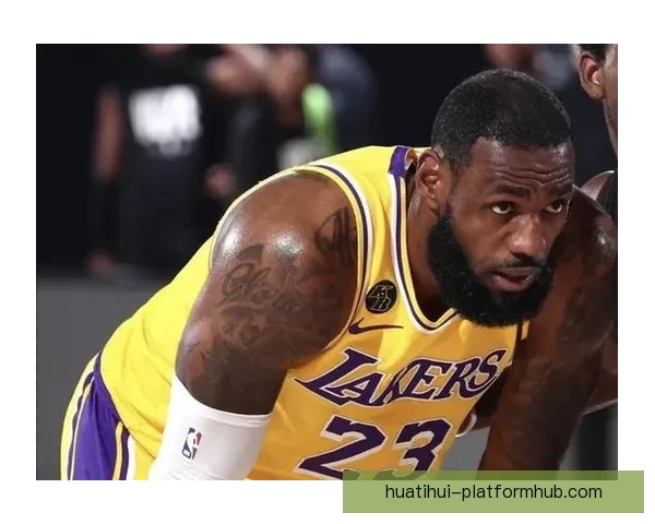 勒布朗复出五战全胜背靠背三双刷新六项纪录达成历史里程碑