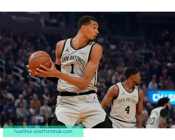 文班进攻爆发创两项历史纪录 火箭新星9记三分跻身队史第三